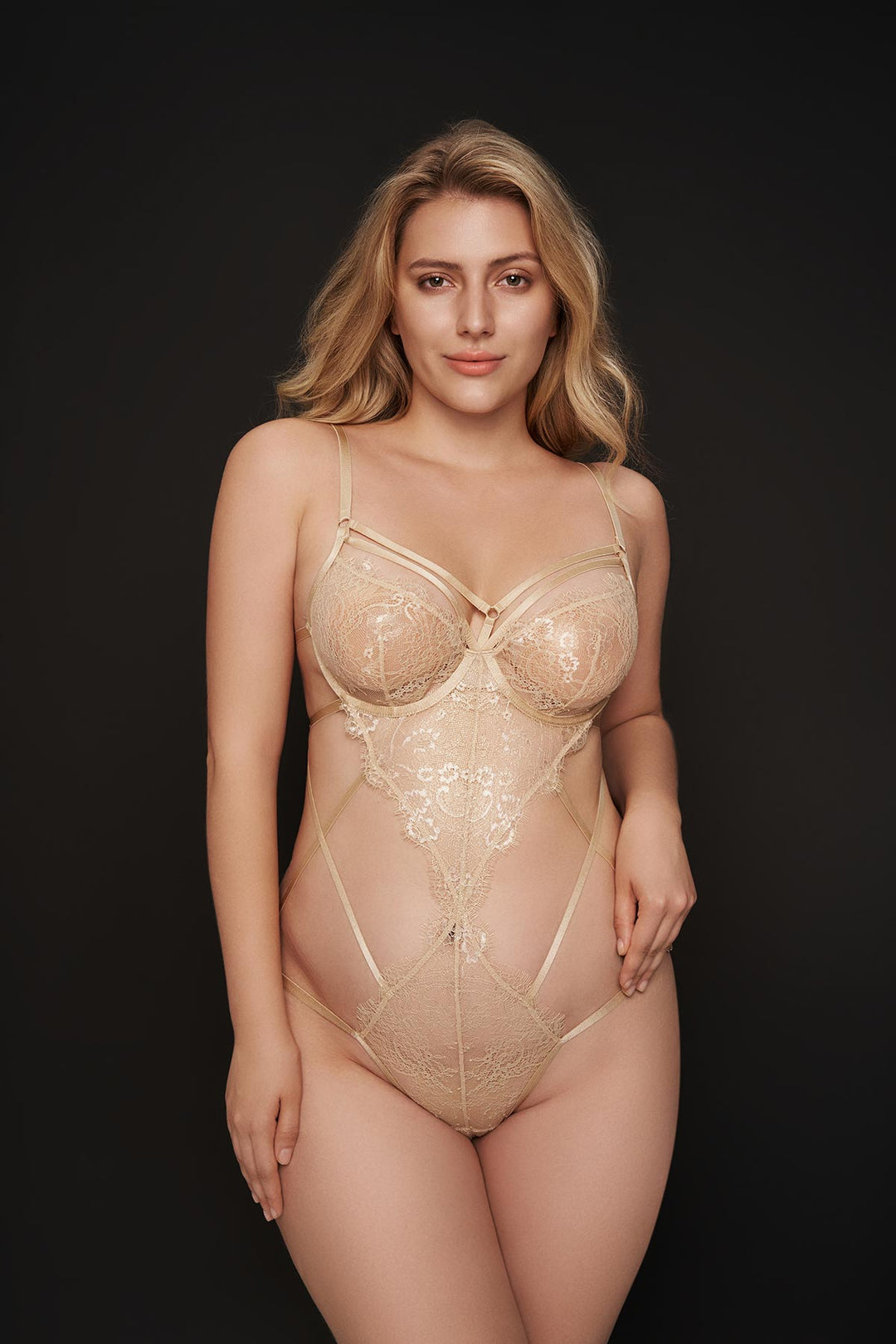 Aglaia Eyelash Lace Ouvert Bodysuit