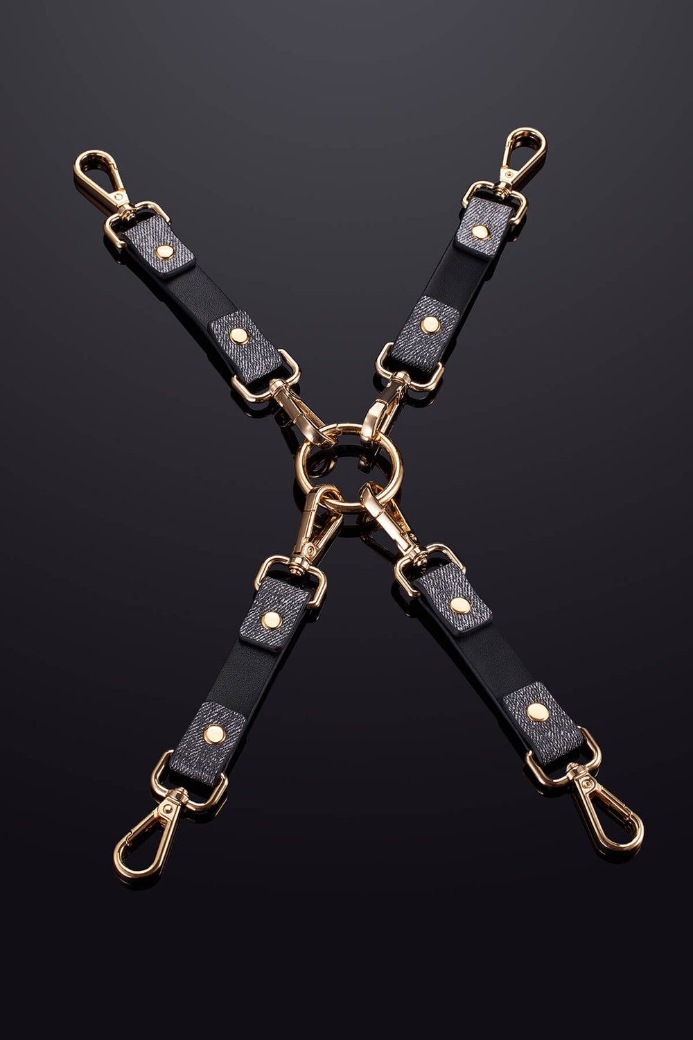 Iris Connecting Leather Chain