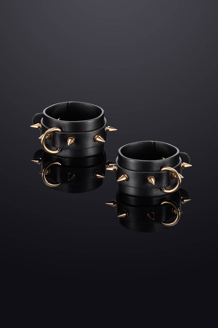 Thorn Leather Wrist Cuffs Black