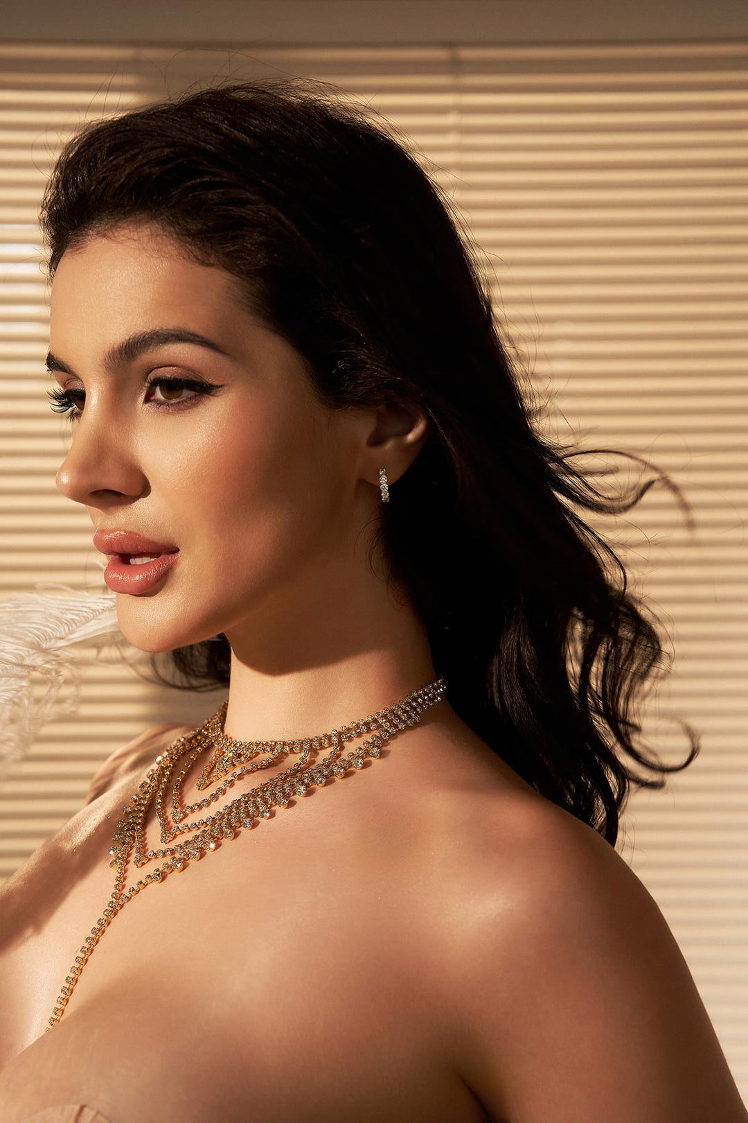 Reverie Pendientes de Aro con Piedras de Strass Dorados