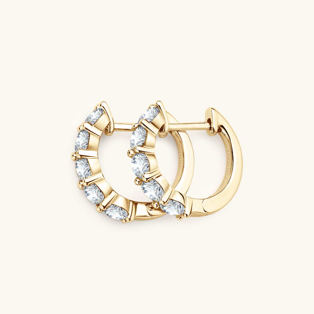 Reverie Pendientes de Aro con Piedras de Strass Dorados